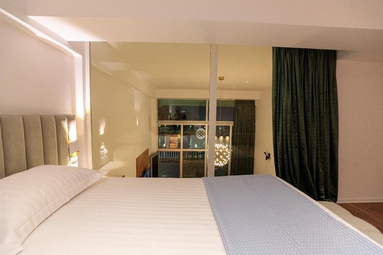 Hakuna Matata Residence & Apartments Vlorë Екстериор снимка