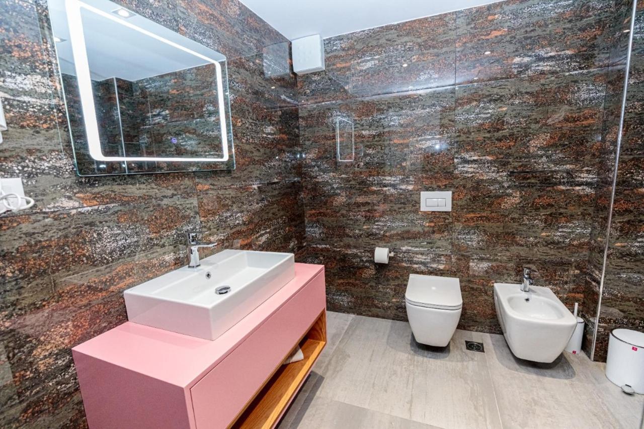 Hakuna Matata Residence & Apartments Vlorë Екстериор снимка